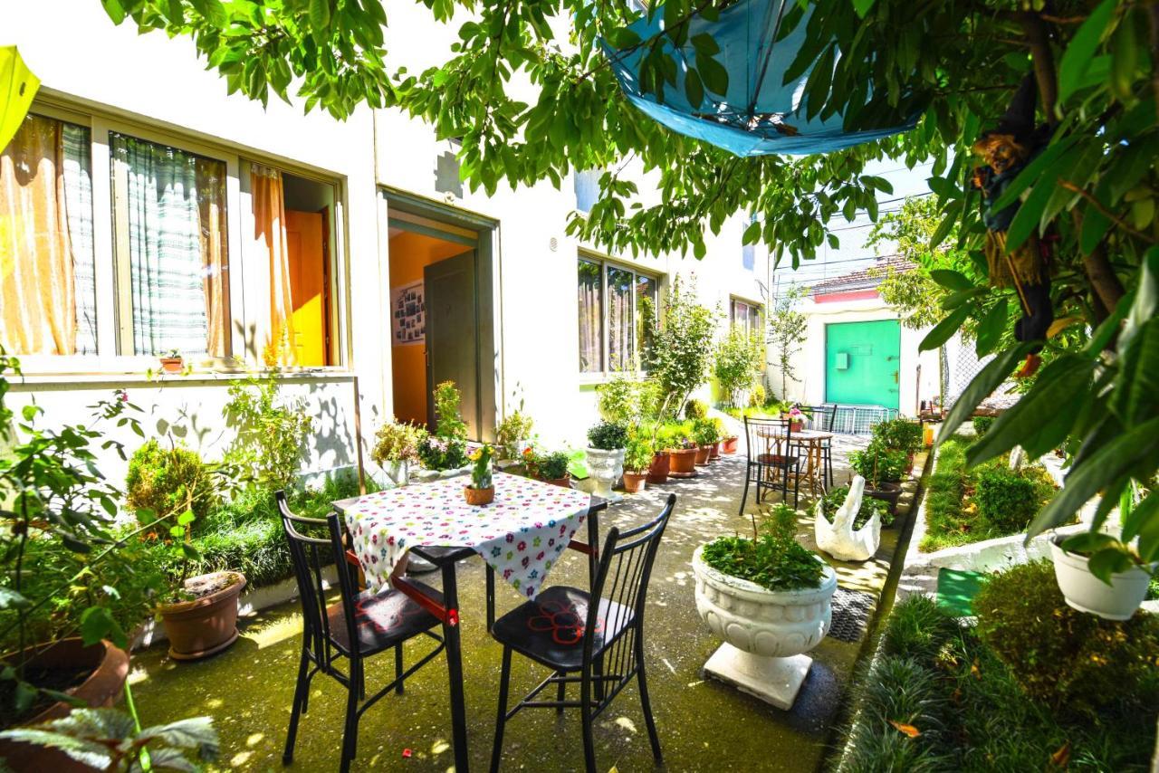 Lovely Apartment W/ Ac + Bath. + Kitchen + Parking And Garden Шкодер Екстер'єр фото